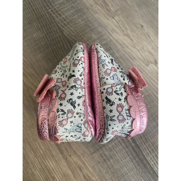 Harry Potter Pink Freshly Picked Moccasins - Picture 3 of 6